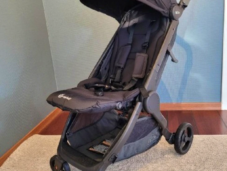 Ergobaby metro + reisebarnevogn