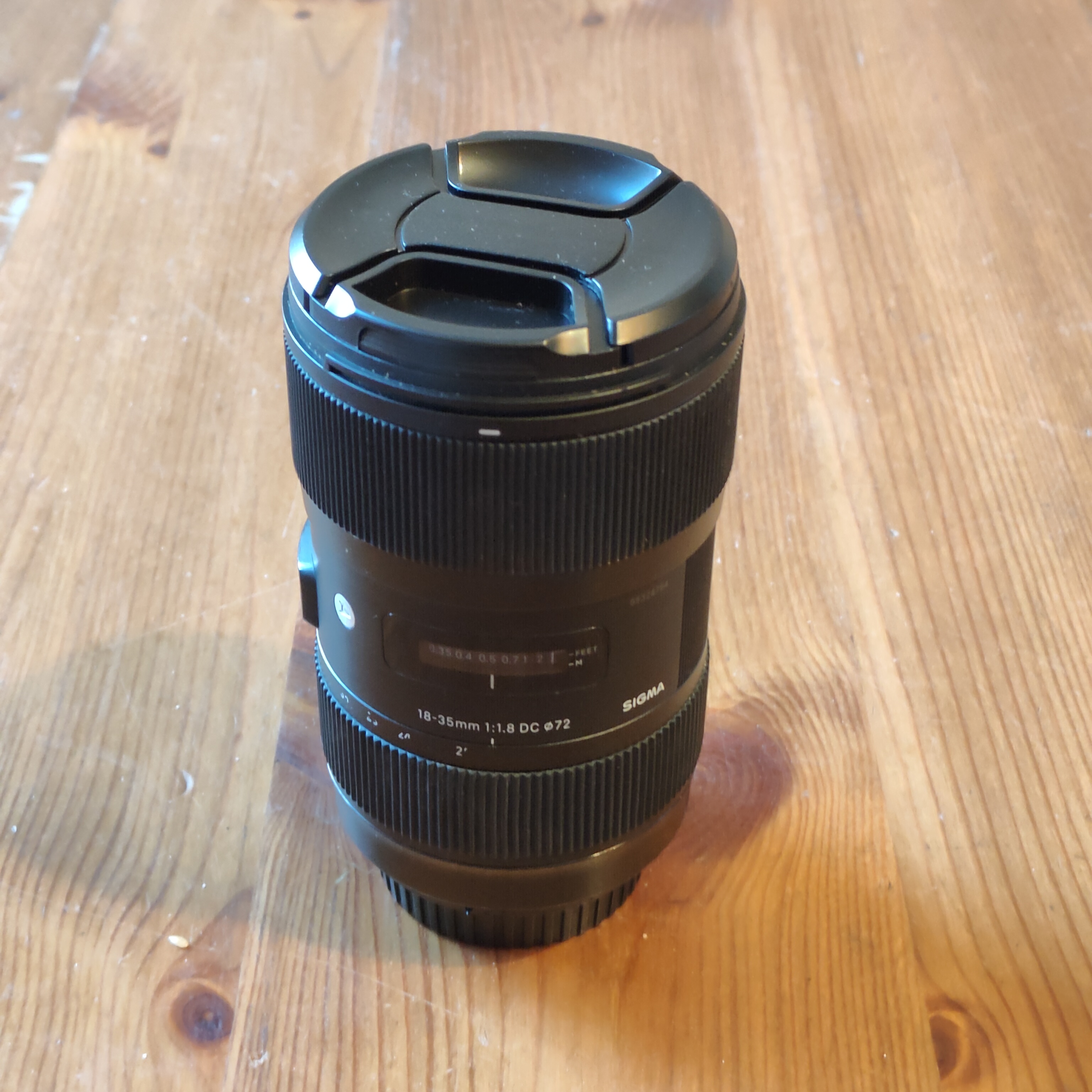 Sigma 18-35mm f/1.8 dc hsm art - canon ef-s fit