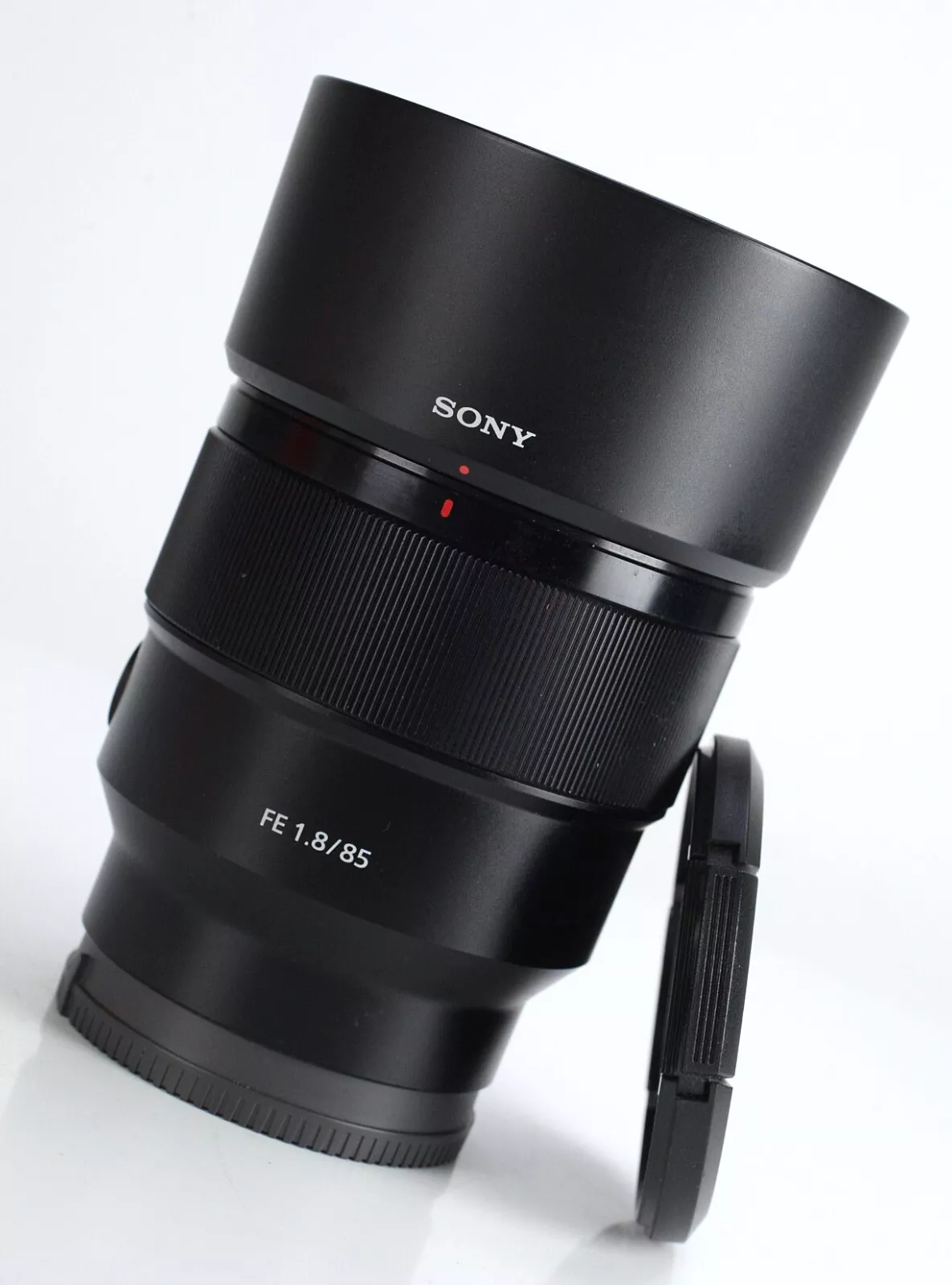 Sony 85 mm f1.8 lens e mount