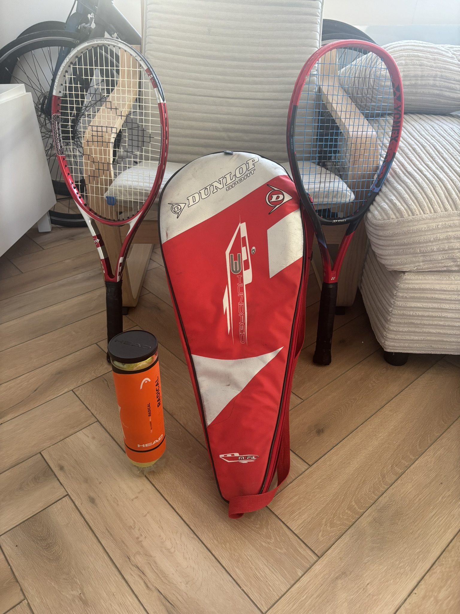 2 tennis racquets & tennis balls – hire in streatham