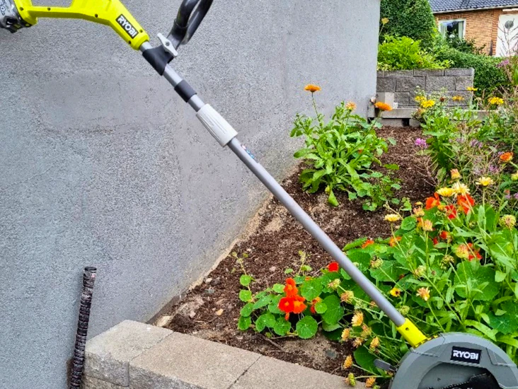 Kantskärare för knivskarpa kanter ryobi