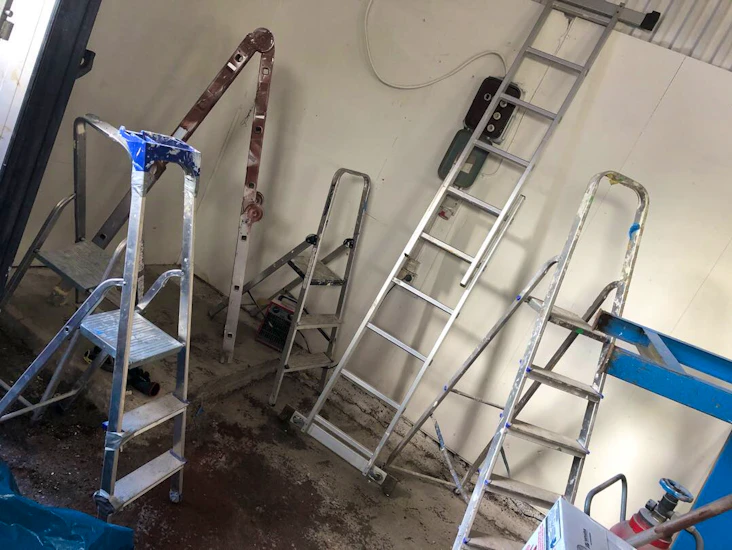 Stege stegar bockar allt finns