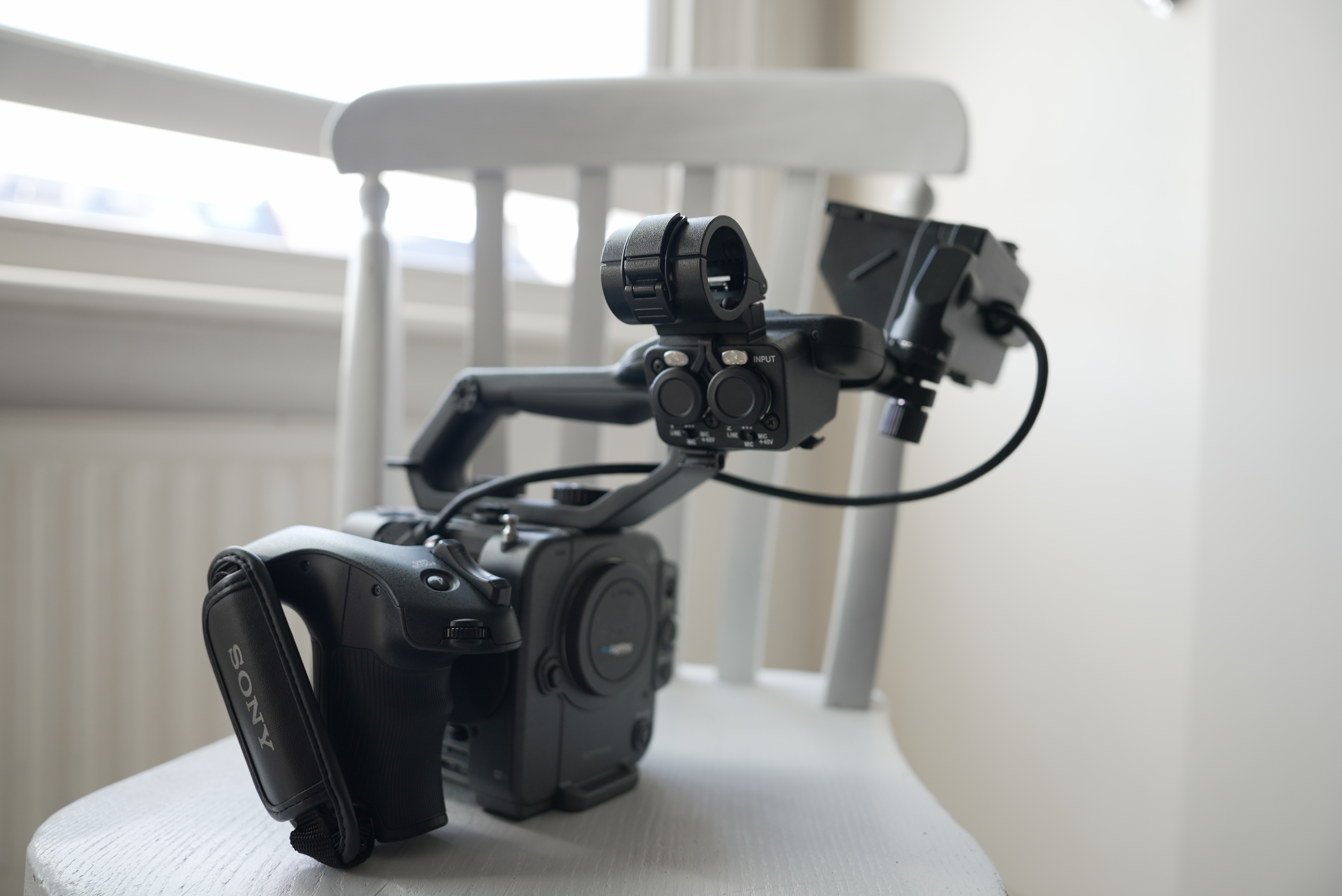 Sony fx6 cinema camera kit (with 24-70mm gm, 3 batteries, vocas handle &