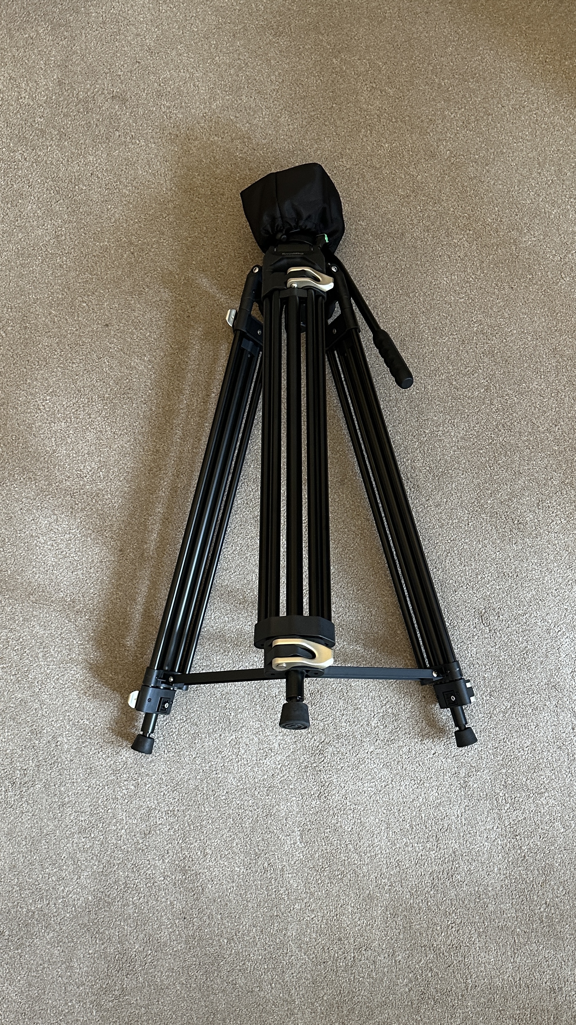 Smallrig heavy-duty fluid head tripod
