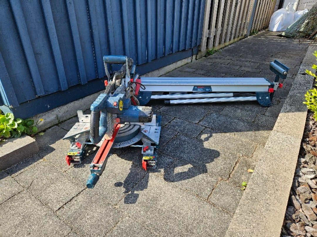 Bosch professional gcm 8 sjl inkl ställning