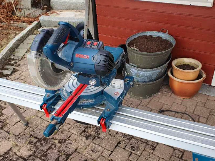 Kraftig bosch kapp og gjærsag