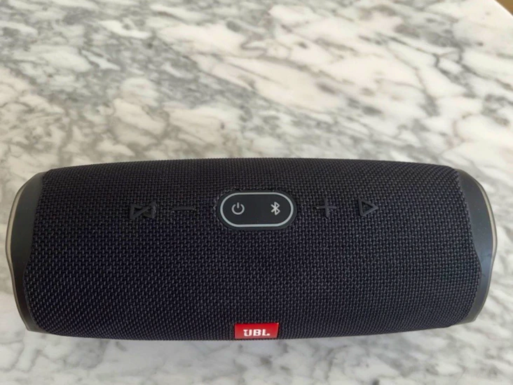Jbl charge 4