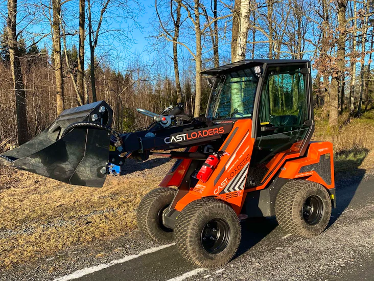 Hjullastare, redskapsbärare, kompaktlastare. cast loaders 33tlx