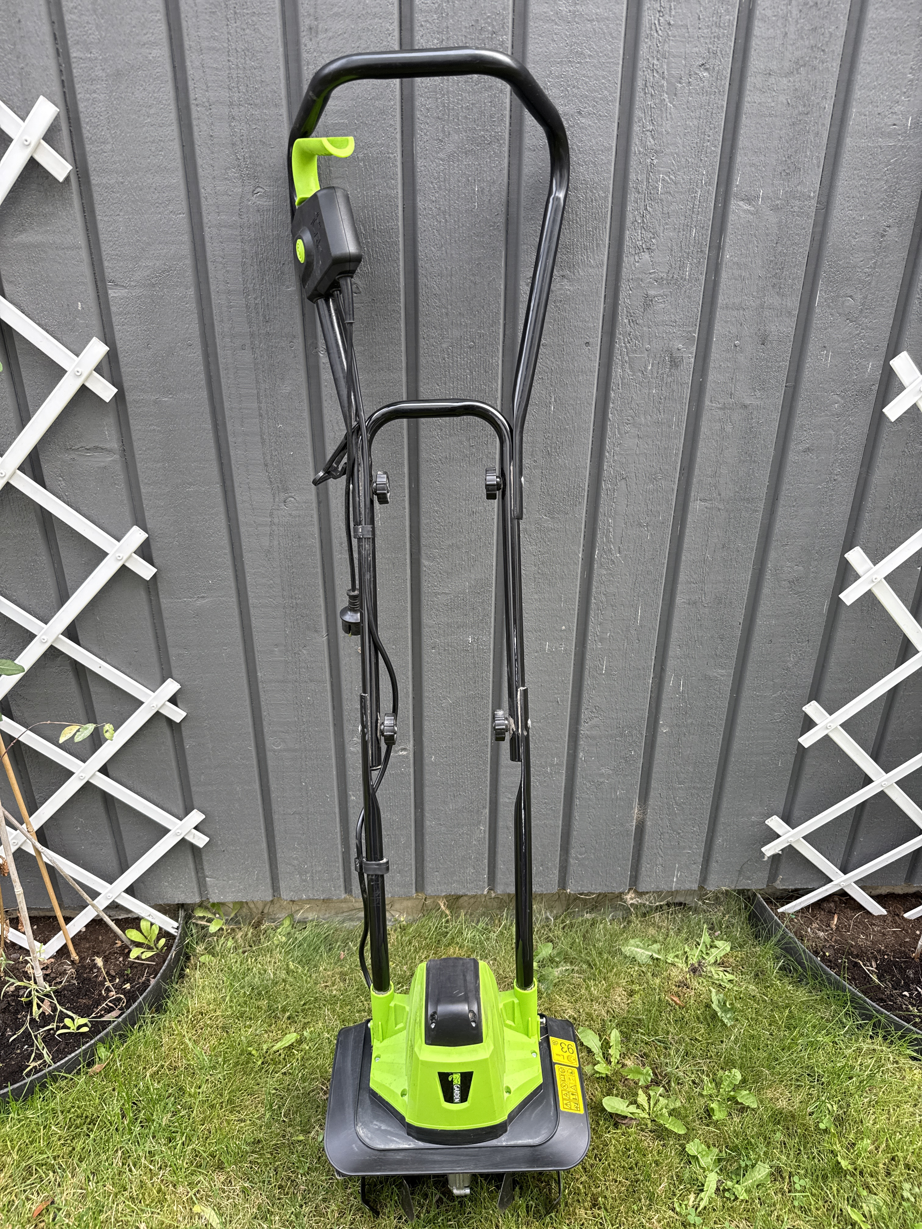 Elektrisk jordfräs 1050w