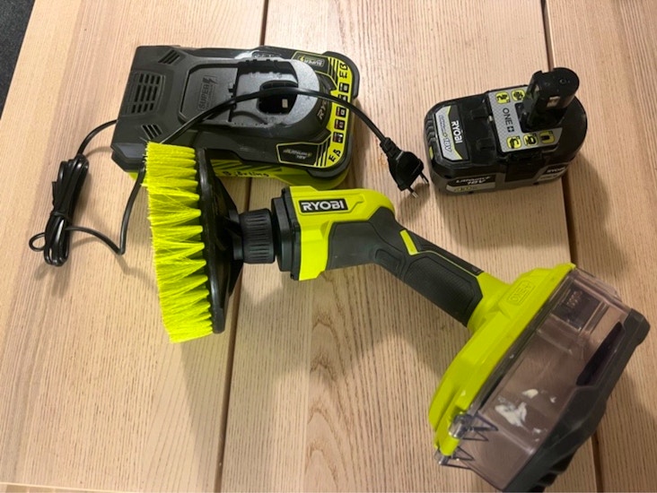 Polerborste batteridriven ryobi r18cps