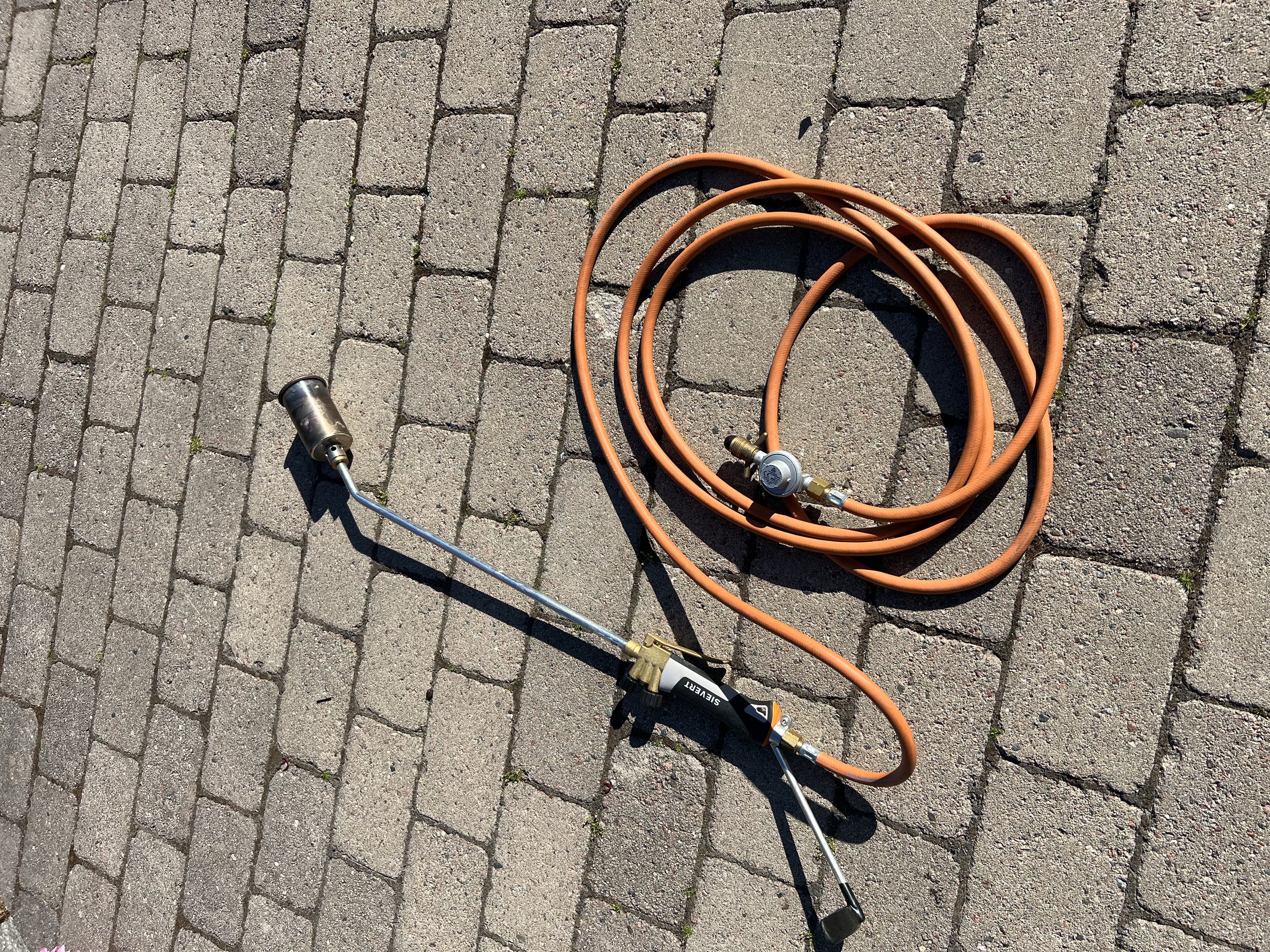 Gasolbrännare för bl a ogräs