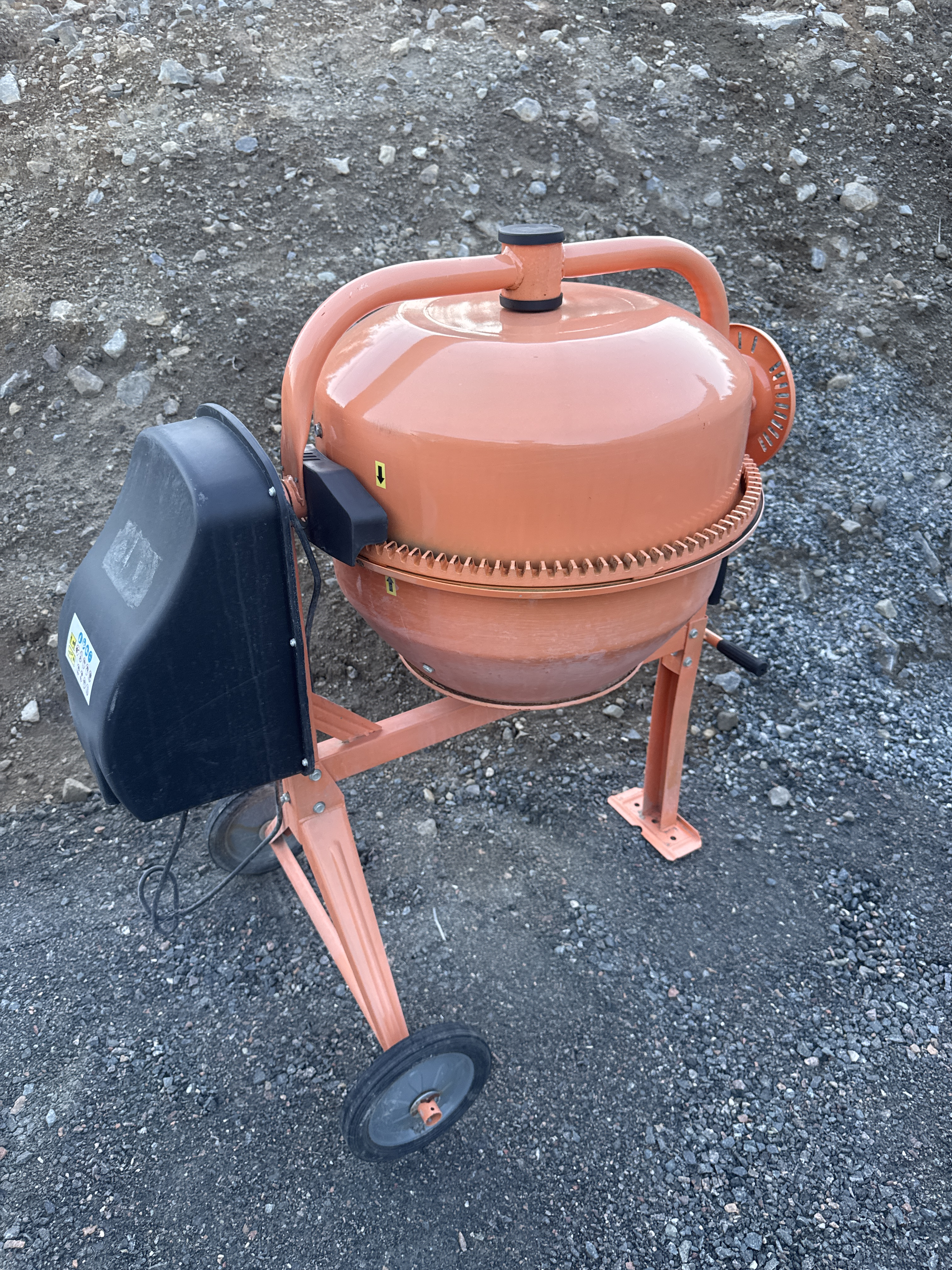 Dovre 140 liters betongblander