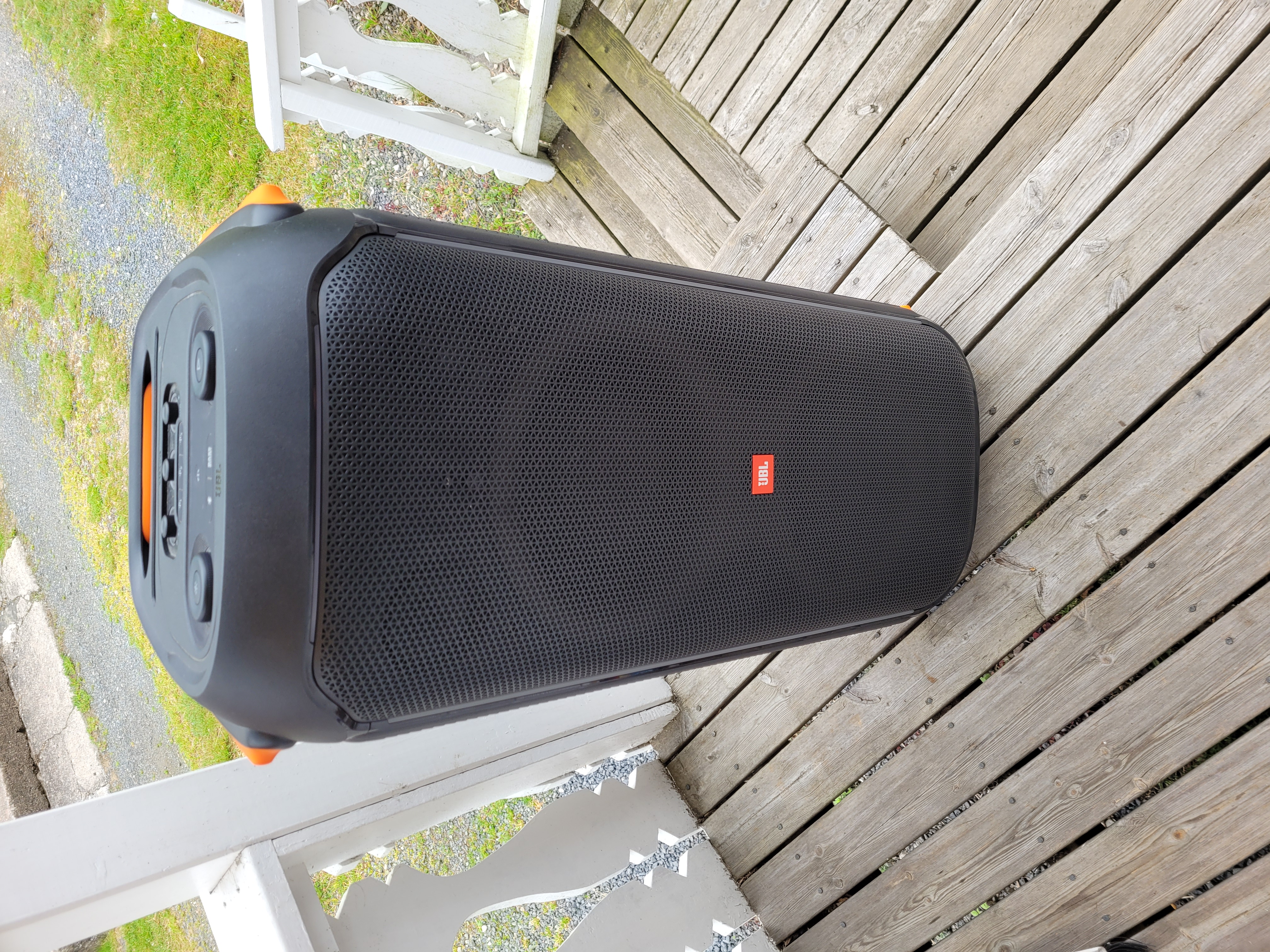 Utleie av jbl 710 partybox