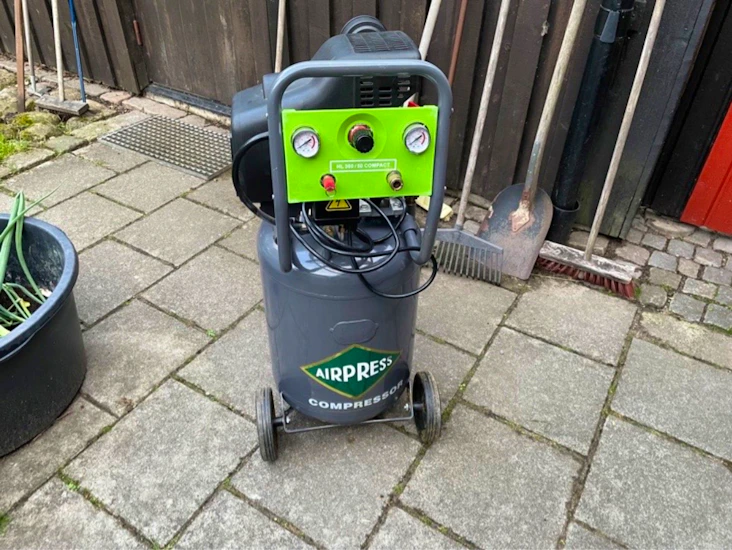 Kompressor airpress 2,5hp/50l/6bar/360lmin