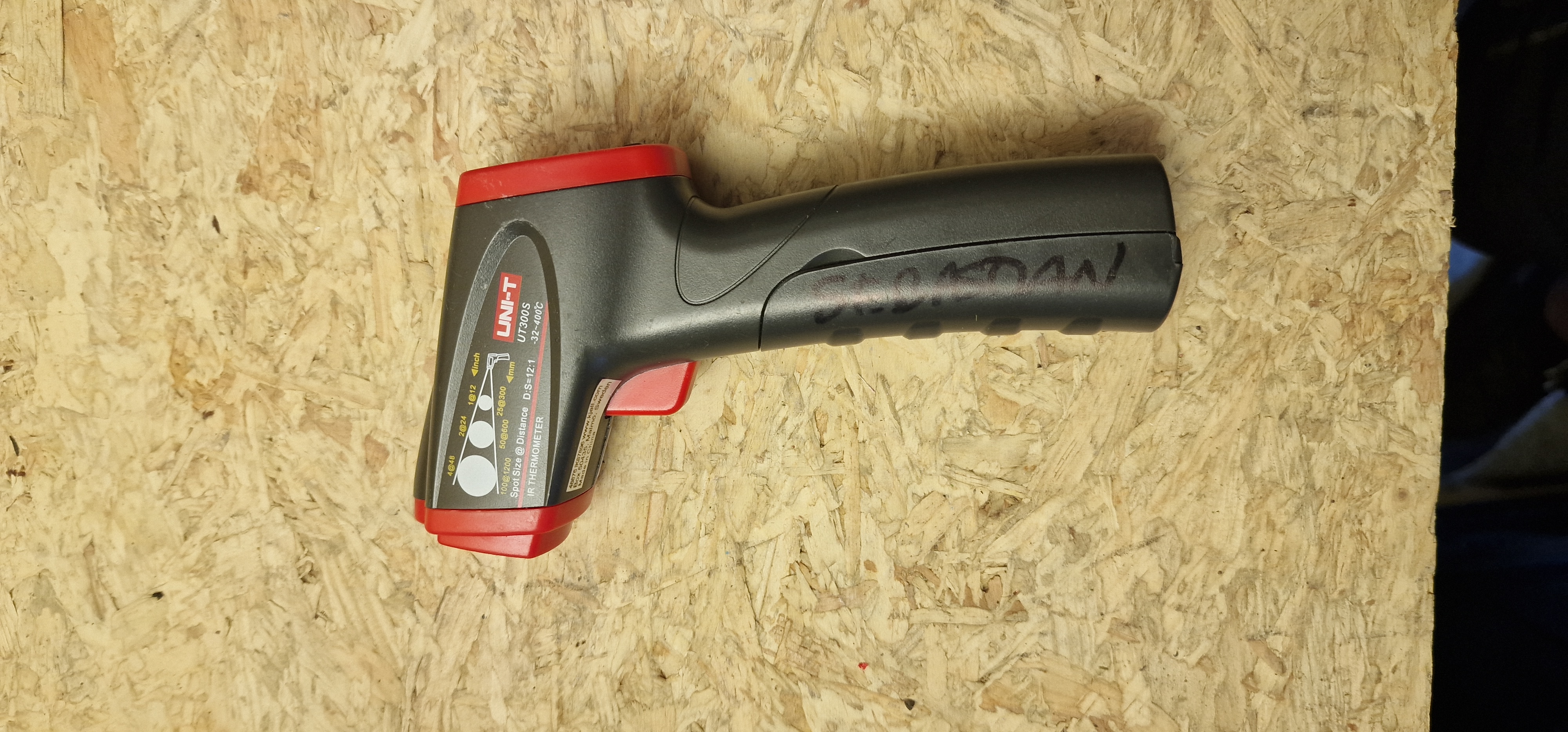 Ir termometer fra uni-t