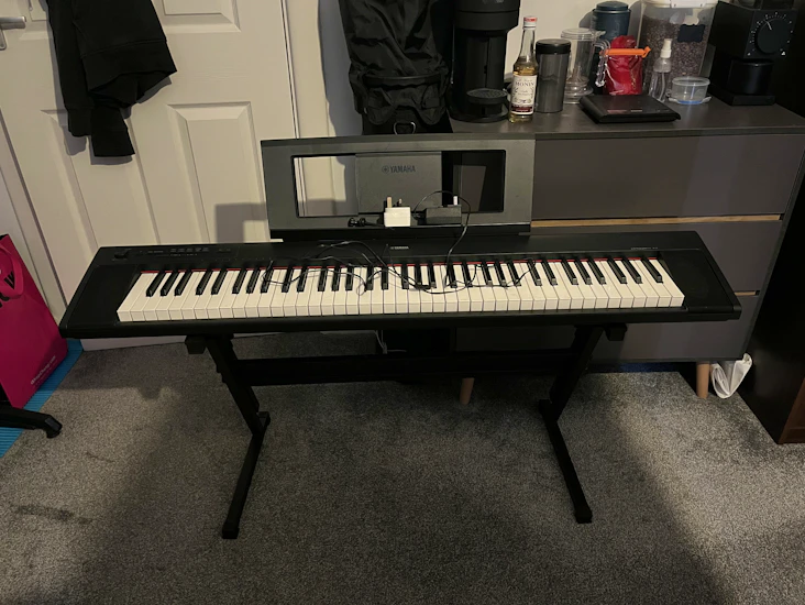 Yamaha piaggero np-32 (no pedal)