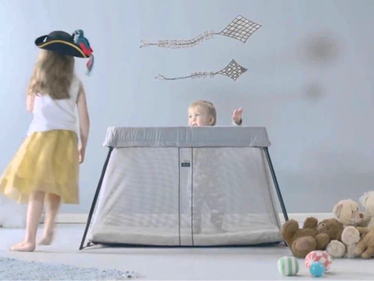 Babybjörn resesäng silver