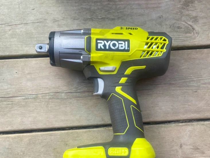 Ryobi muttertrekker