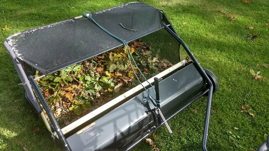Lövsamlare med 4-hjuling