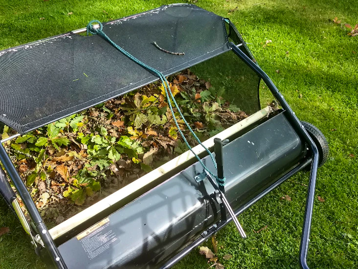 Lövsamlare med 4-hjuling