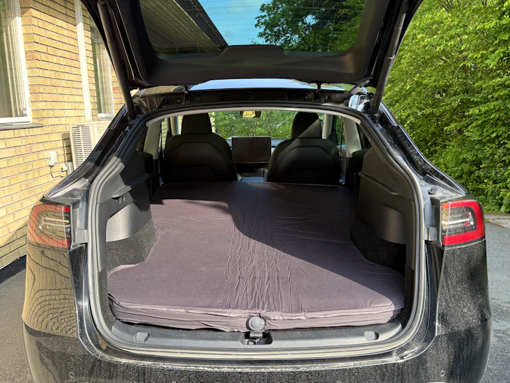 Madrass för tesla model y