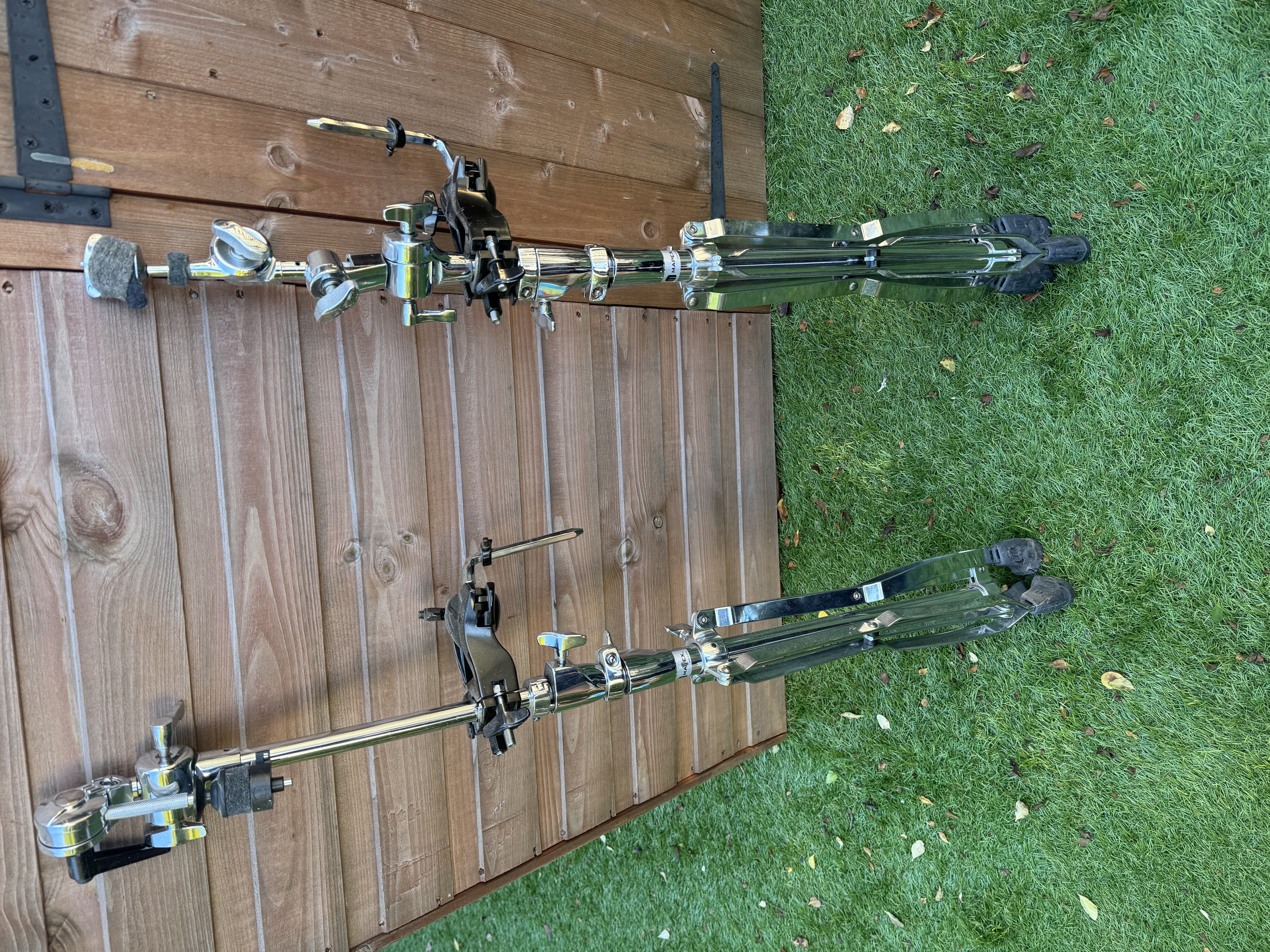 Drum hardware