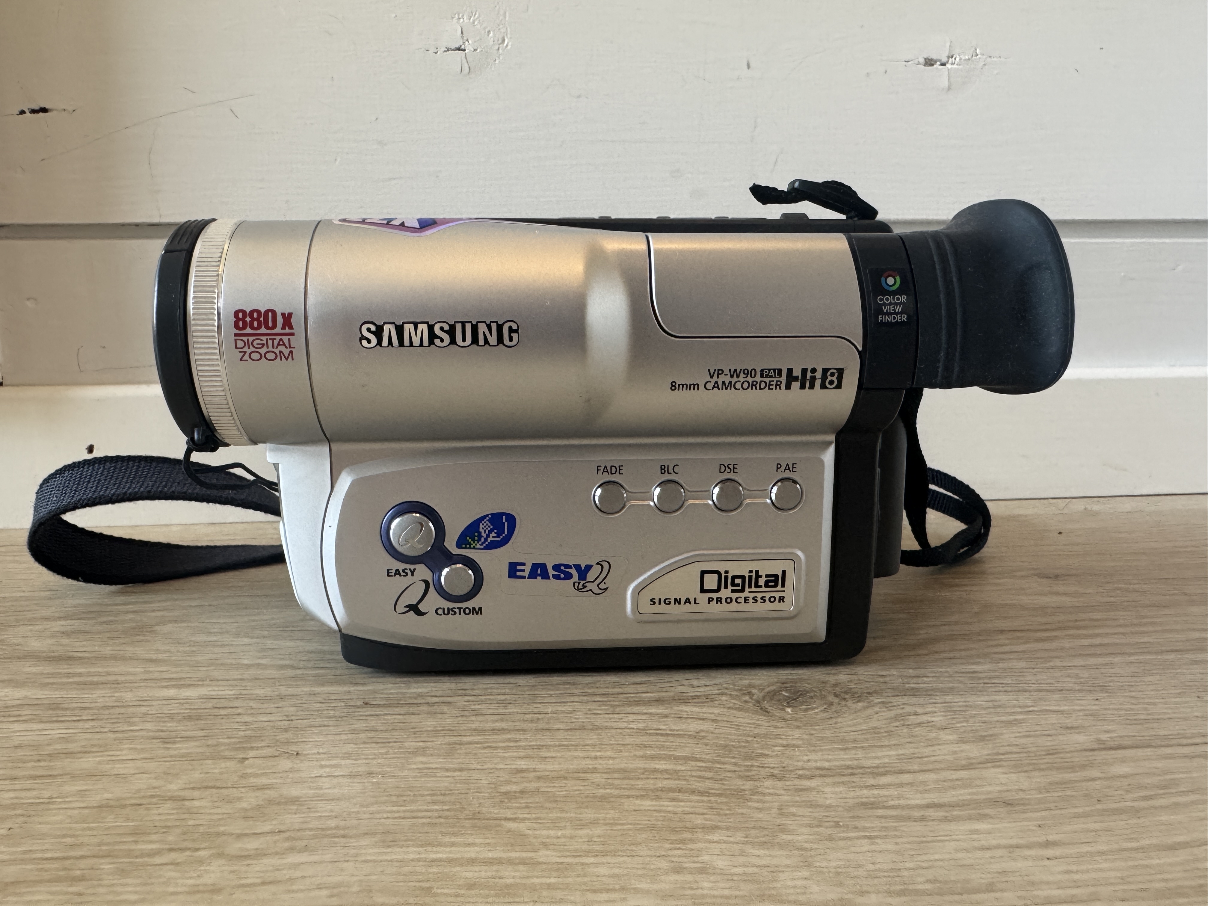 Hi8-kamera for digitalisering av video