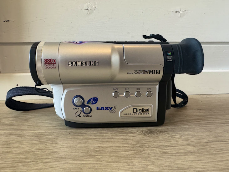 Hi8-kamera for digitalisering av video