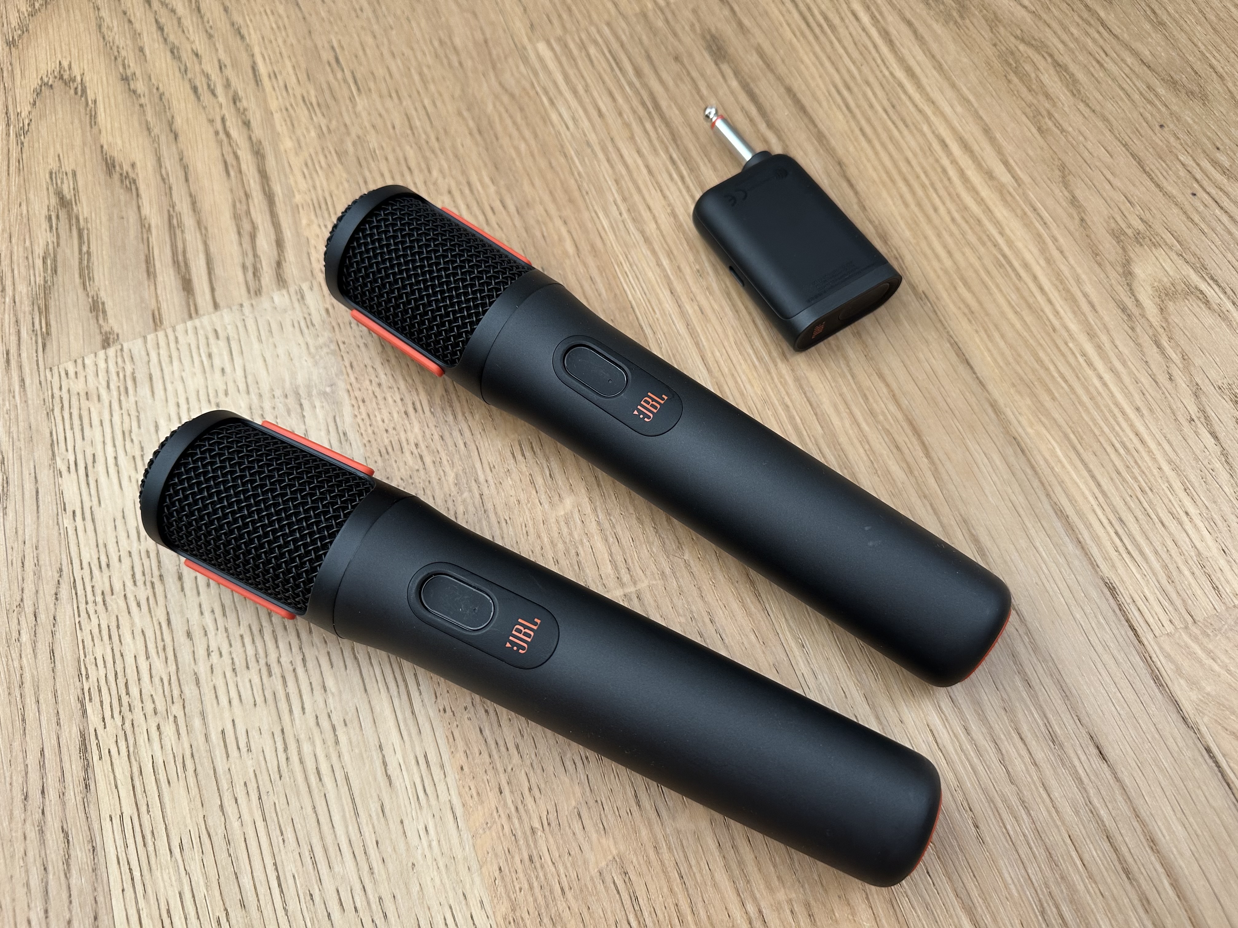 Jbl partybox langaton mikrofoni 2kpl