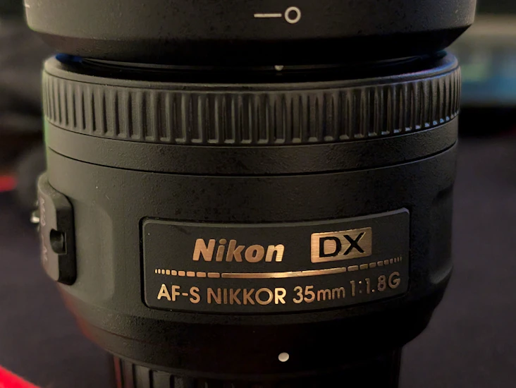 Af-s dx nikkor 35mm f/1.8g lens