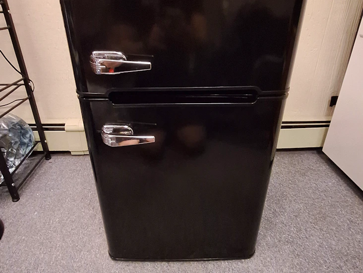 Mini fridge and freezer