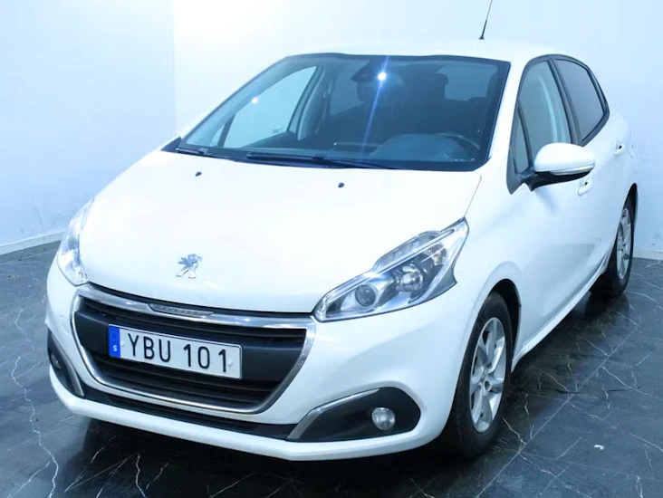 Peugeot 208 aut