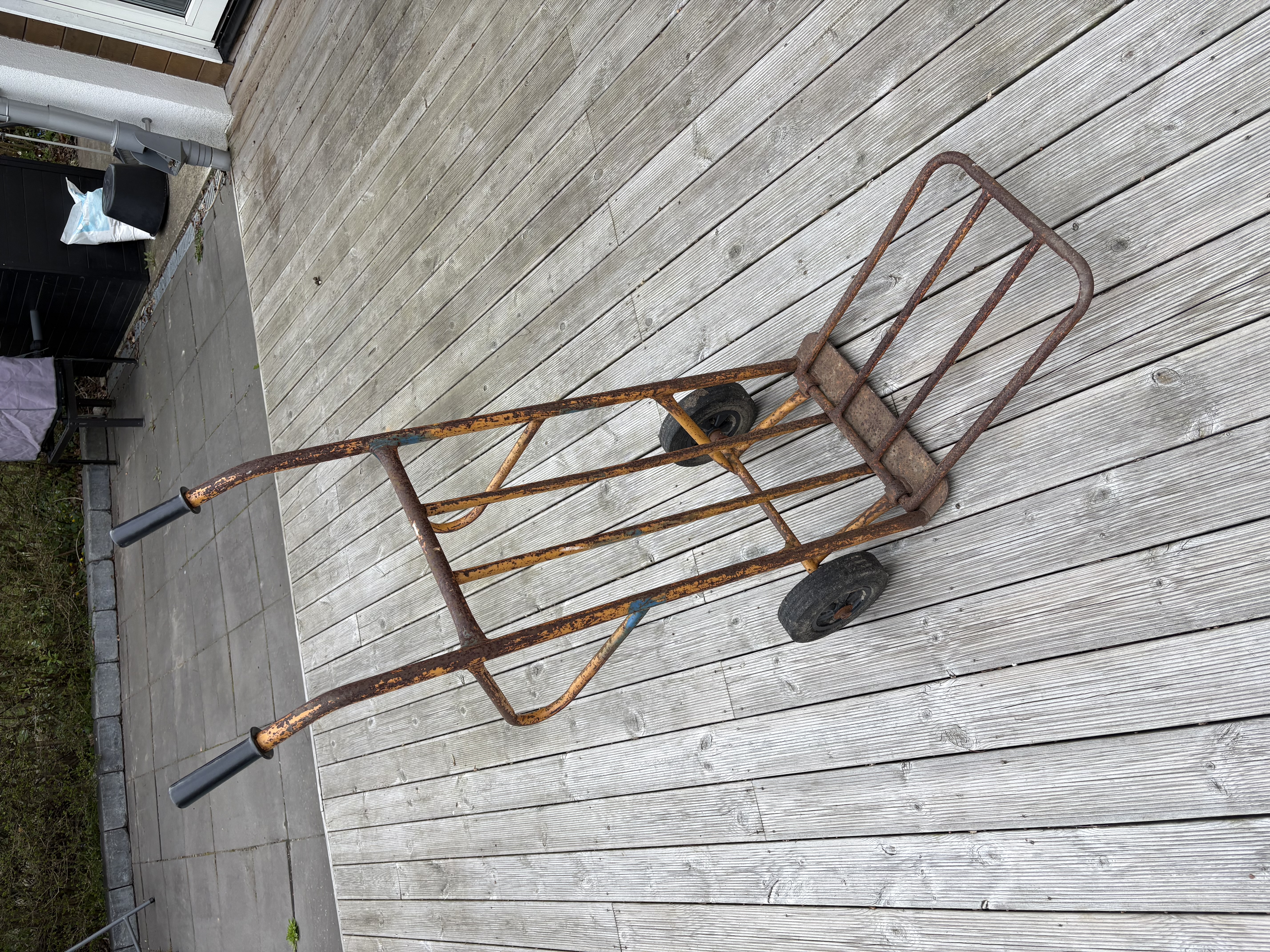 Säckärra, magasinkärra, pirra