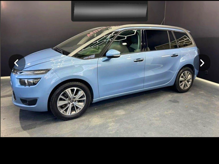 7 sitsig minibuss inkl 100 km, automatväxellåda