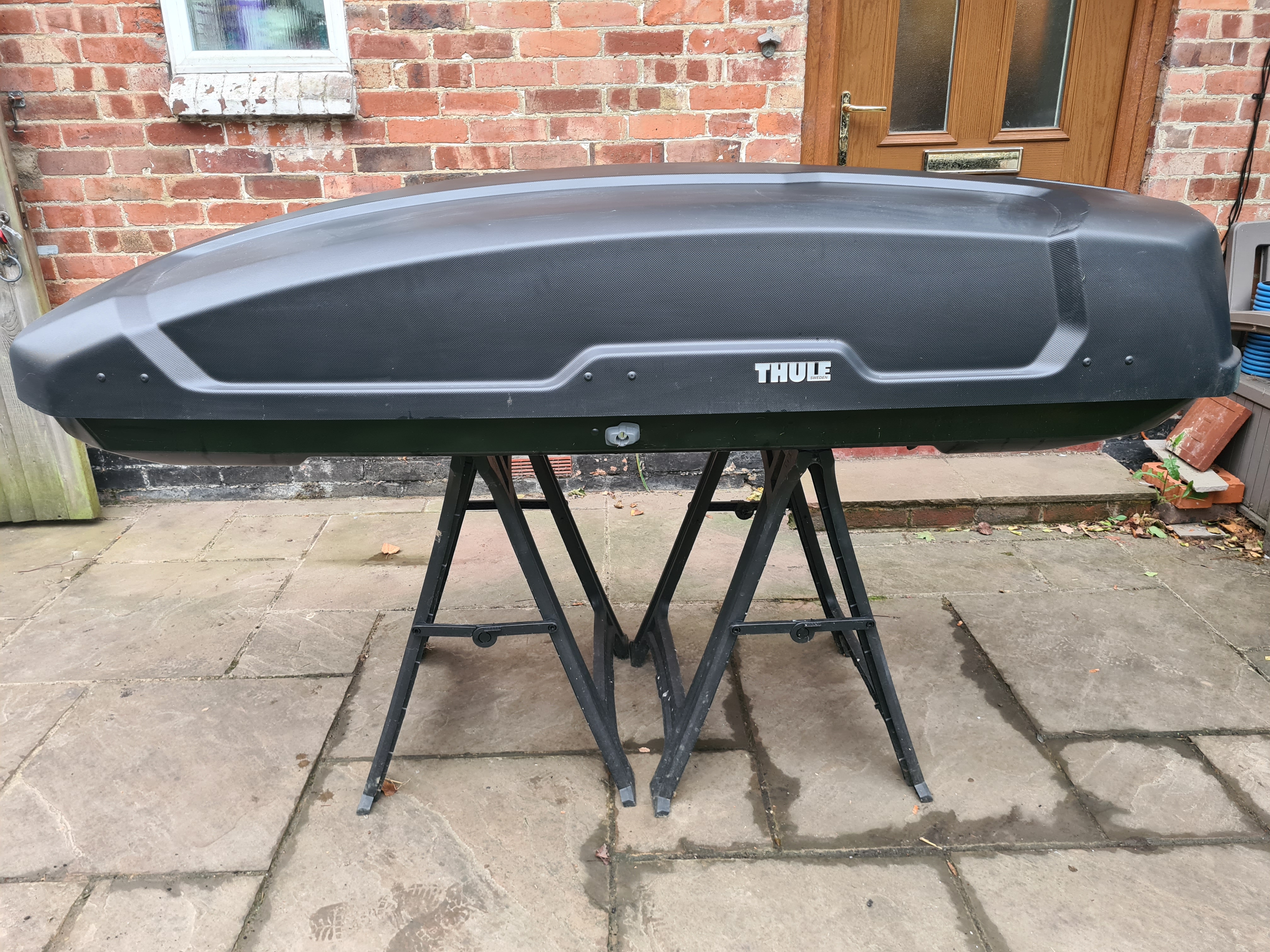 Thule force xt extra large roof box 500l
