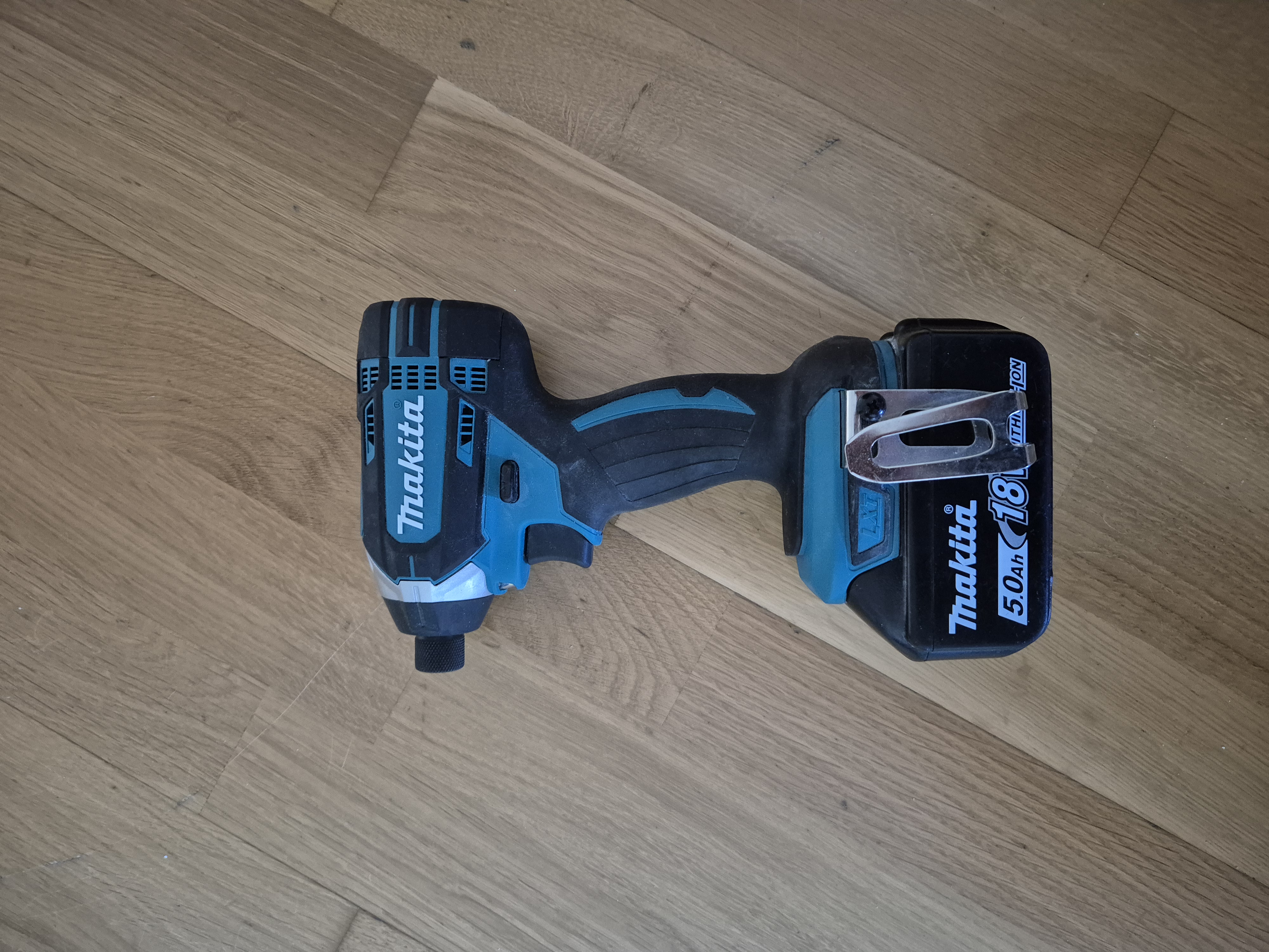 Makita dtd153z