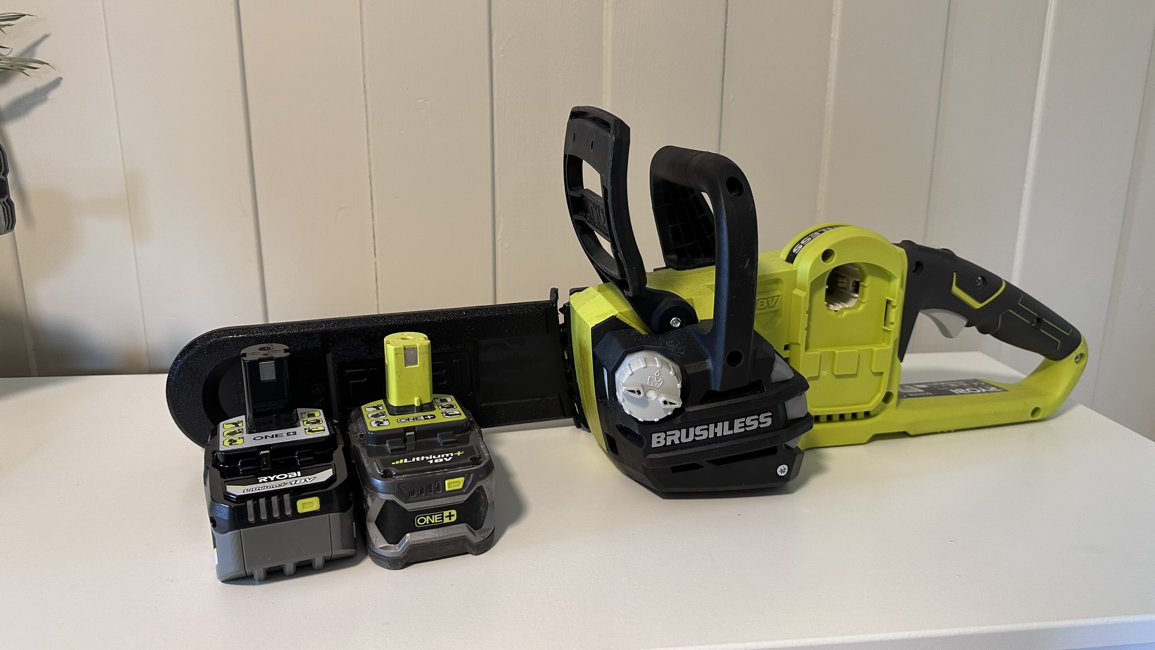 Ryobi ocs1830 18v one+ elektrisk motorsag