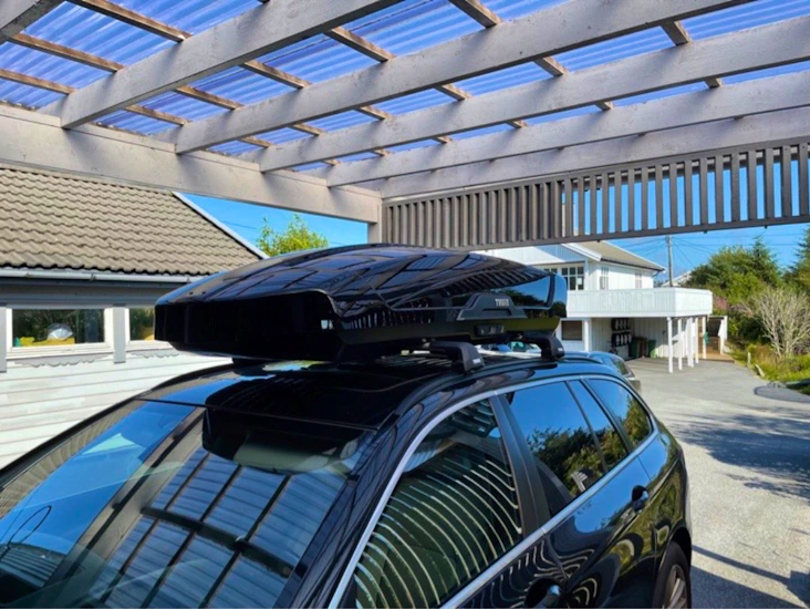 Thule takboks til leige