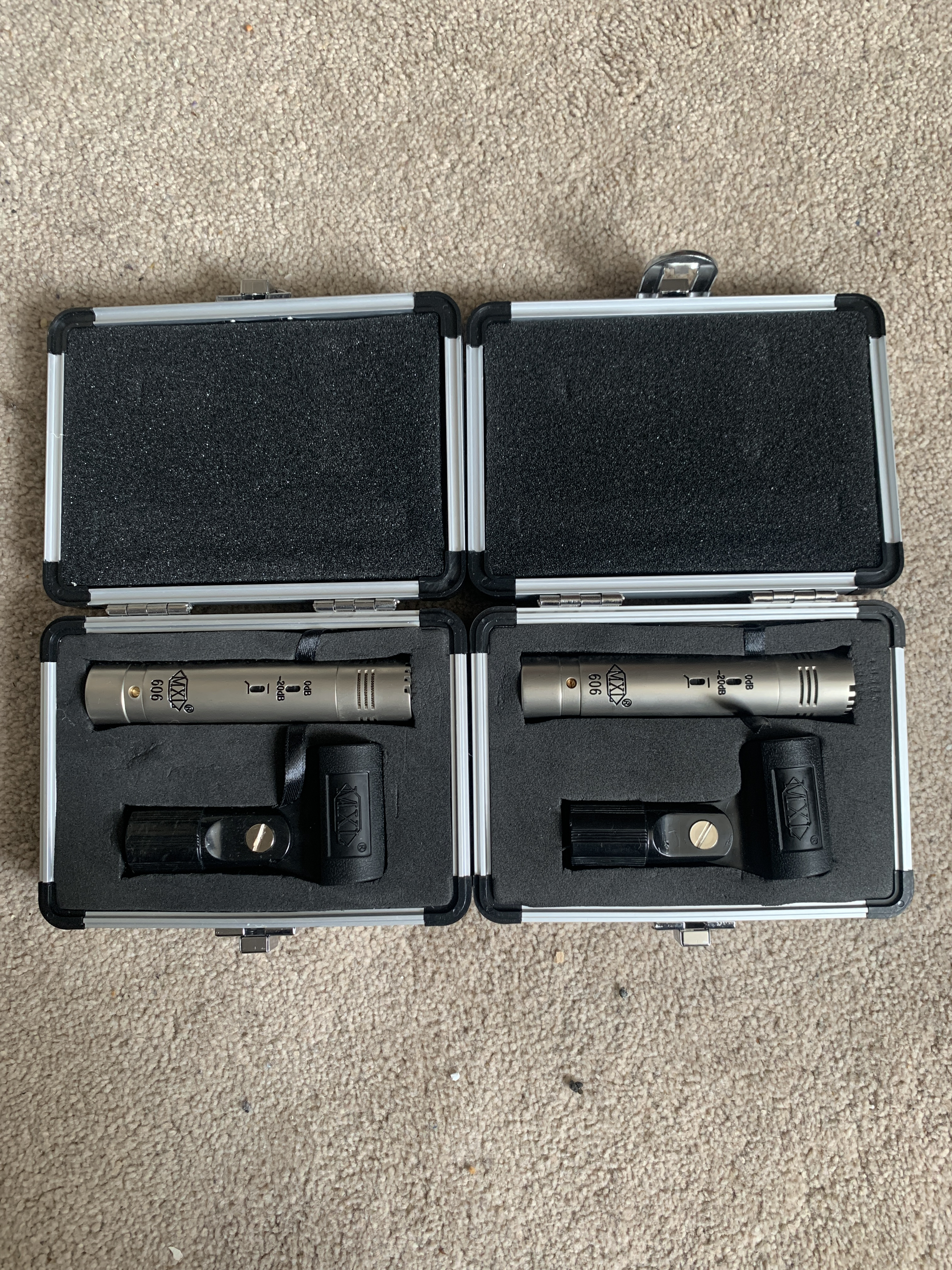 Pencil condenser microphone pair - mxl 606