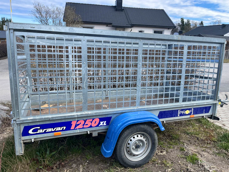 Släp med grind 1250 xl