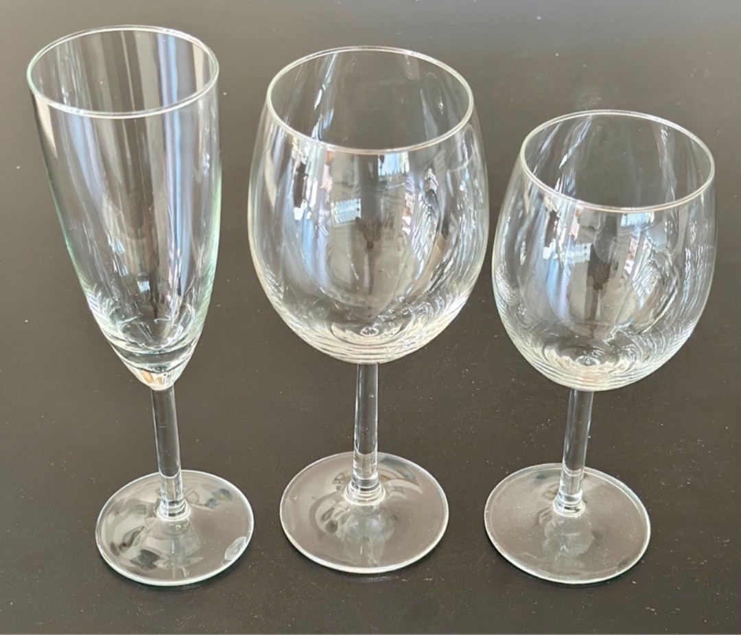 Festpaket! glas, kaffekoppar och dukar