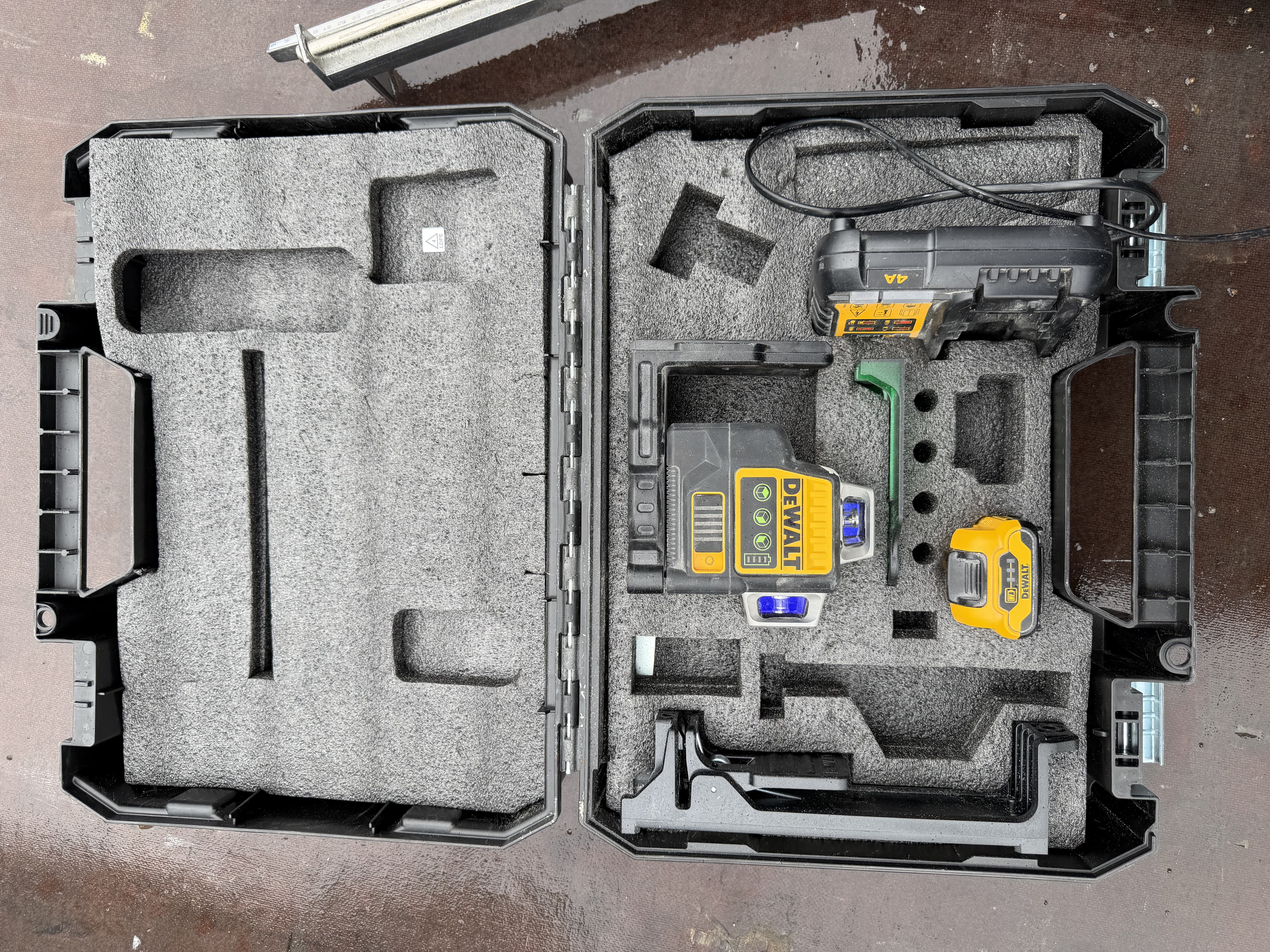 Laser - dewalt