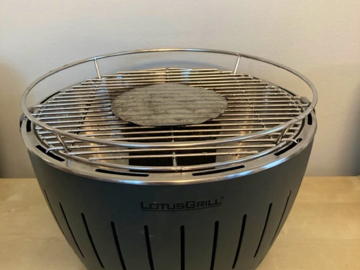 Lotusgrill hiiligrilli matkakäyttöön