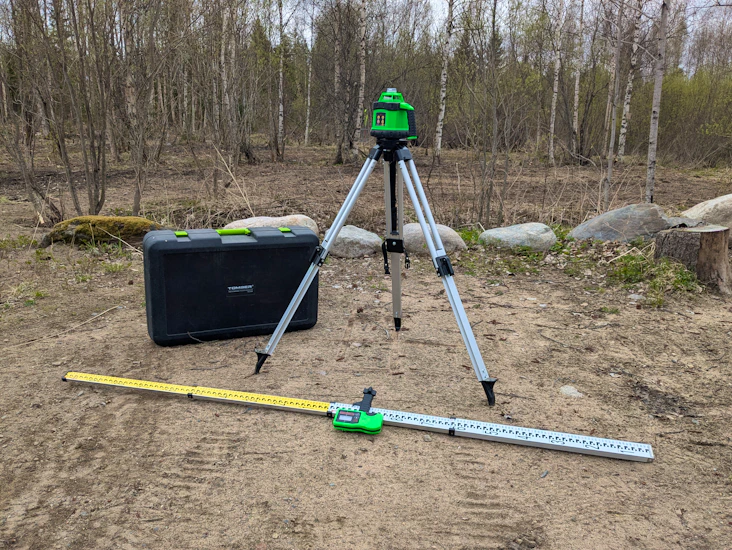 Tasolaser tarvikkeineen