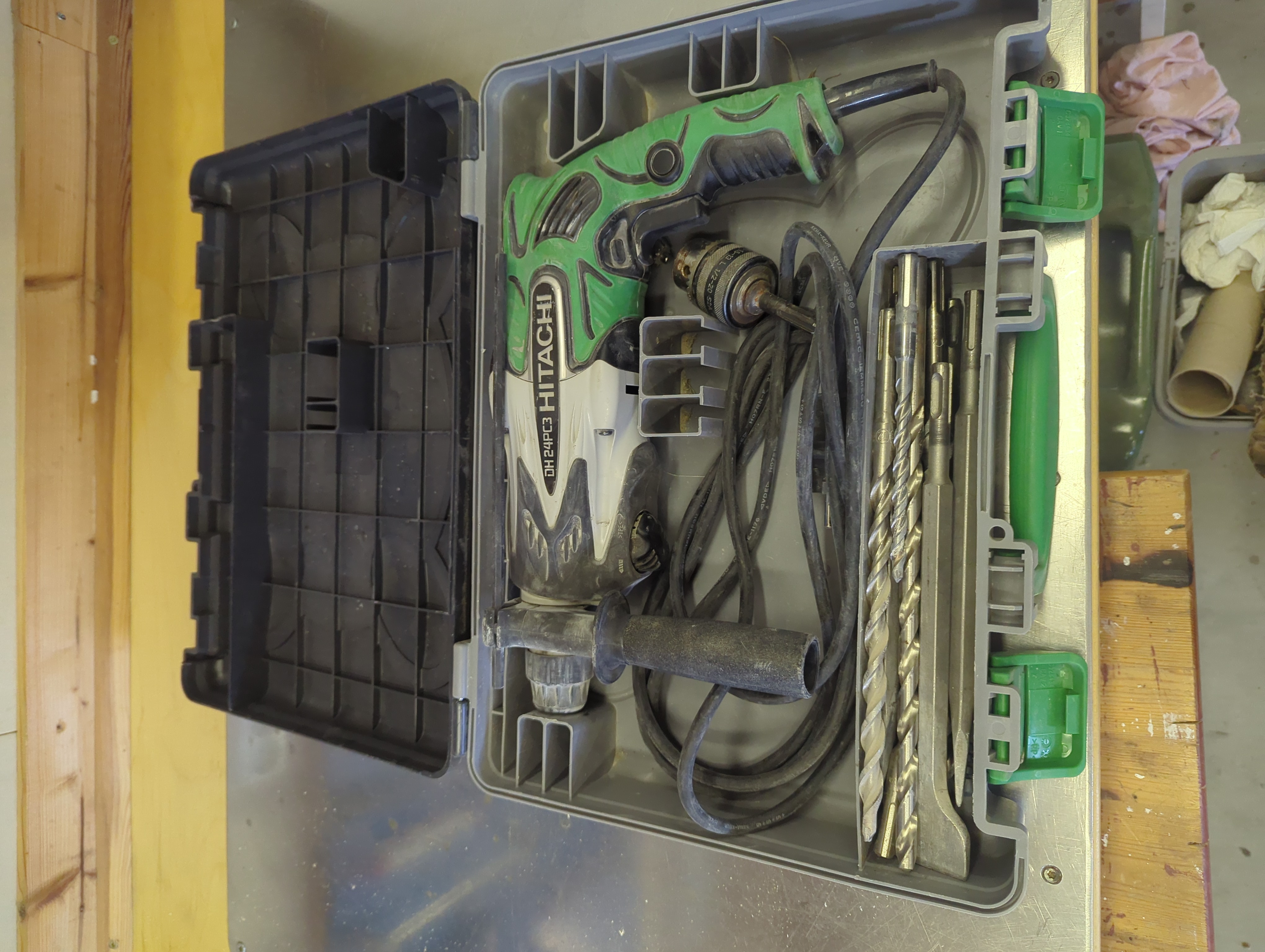 Hitachi borhammer 800w