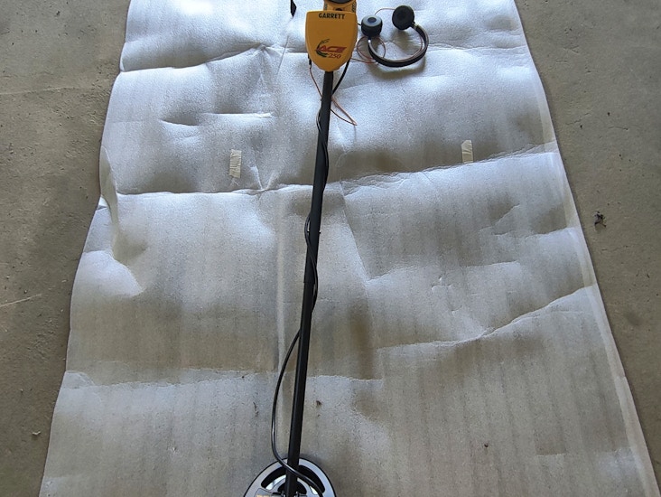 Garrett ace 250 metallinpaljastin