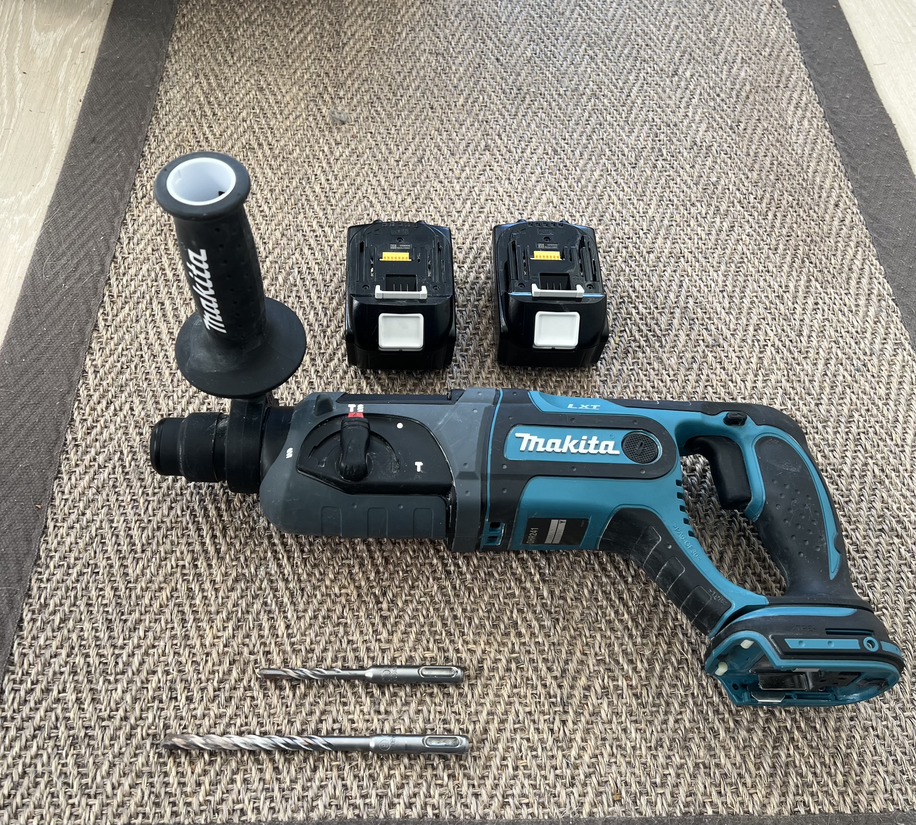 Makita lxt ® dhr241z borhammer m/2 batterier