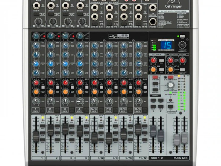 Behringer x1622 16 channel mixer with onboard effects