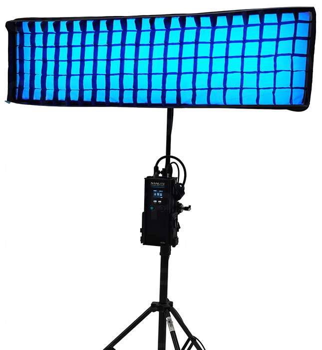 Nanlite pavoslim 240cl 4 x 1 ft rgb light