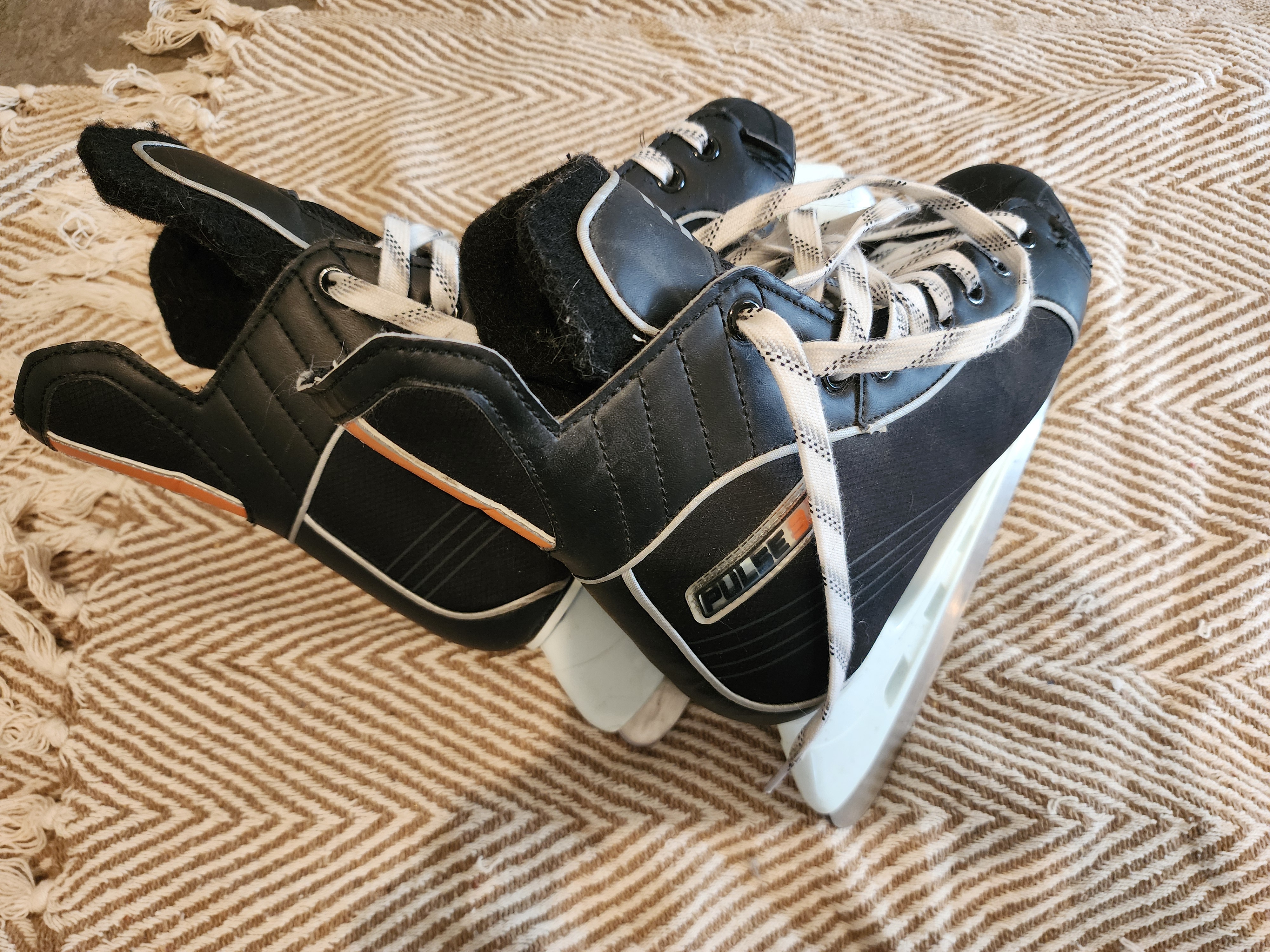 Skridskor pulse storlek 38